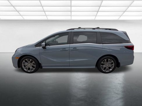 Used 2025 Honda Odyssey Touring image 30