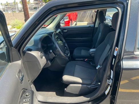 Used 2010 Jeep Patriot Sport w/ PWR Equipment Group AWD/4WD image 9