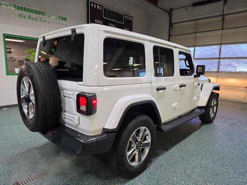 Used 2020 Jeep Wrangler Unlimited Sahara w/ Uconnect 4C Nav & Sound Group image 6