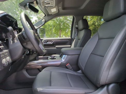 New 2026 Chevrolet Silverado 2500 LTZ w/ LTZ Plus Package AWD/4WD image 17