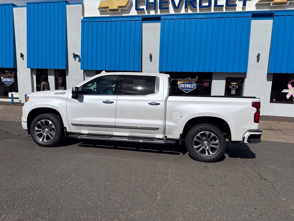 Used 2023 Chevrolet Silverado 1500 High Country AWD/4WD image 19