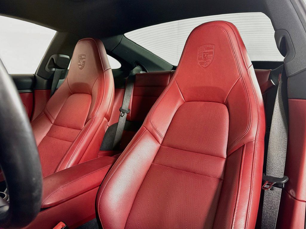 Certified 2022 Porsche 911 Carrera S RWD image 5