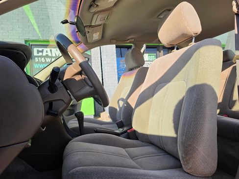 Used 2001 Toyota Camry CE image 21
