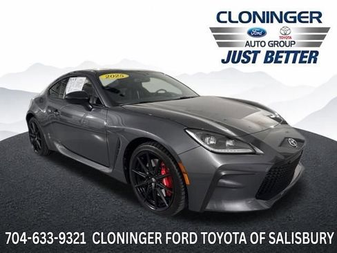 Used 2025 Toyota GR86 Premium w/ Performance Package RWD image 1