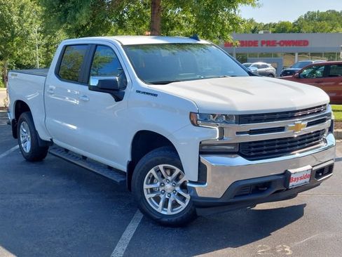 Used 2022 Chevrolet Silverado 1500 LT w/ LPO, Dark Essentials Package AWD/4WD image 2