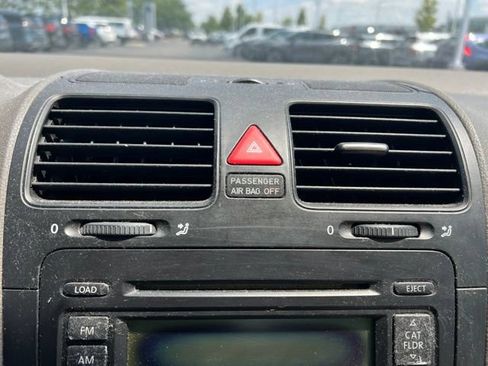 Used 2006 Volkswagen Jetta 2.5 FWD image 14