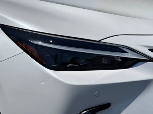 Used 2025 Lexus NX 350h AWD w/ Cold Area Package image 11