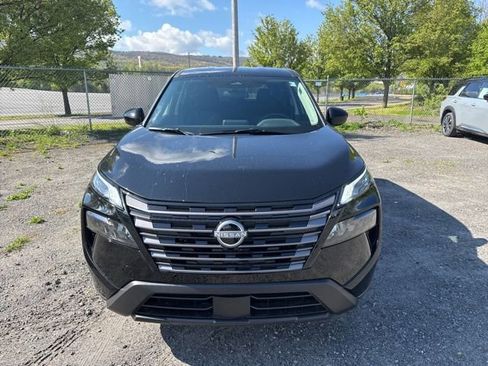 New 2026 Nissan Rogue SV w/ Cold Weather Package AWD/4WD image 2