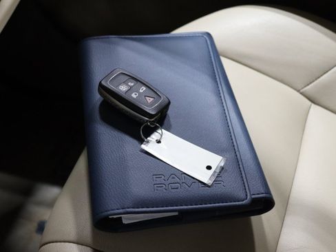 Used 2011 Land Rover Range Rover Sport HSE AWD/4WD image 68