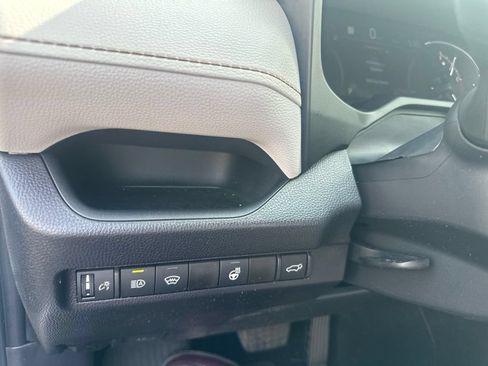Used 2025 Toyota RAV4 XLE Premium w/ Weather Package AWD/4WD image 27