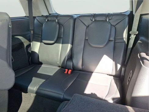 New 2025 Lincoln Aviator AWD w/ Equipment Group 101A image 9