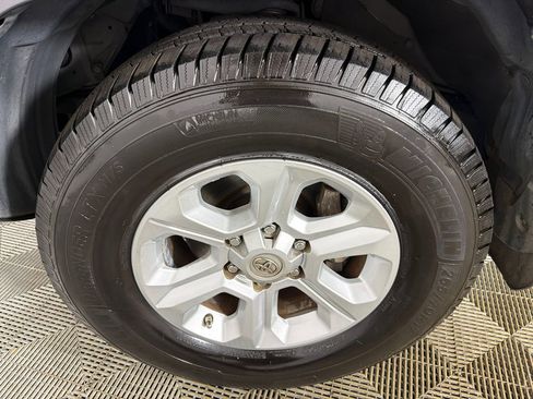 Used 2014 Toyota 4Runner SR5 RWD image 11