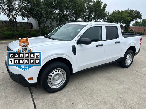 Used 2025 Ford Maverick XL w/ 4K Tow Package AWD/4WD image 1