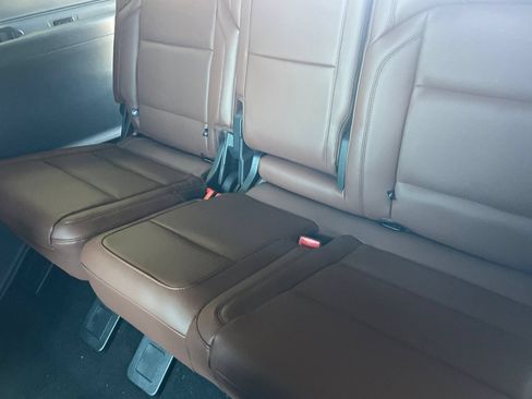 New 2026 Lincoln Navigator L Reserve AWD/4WD image 12