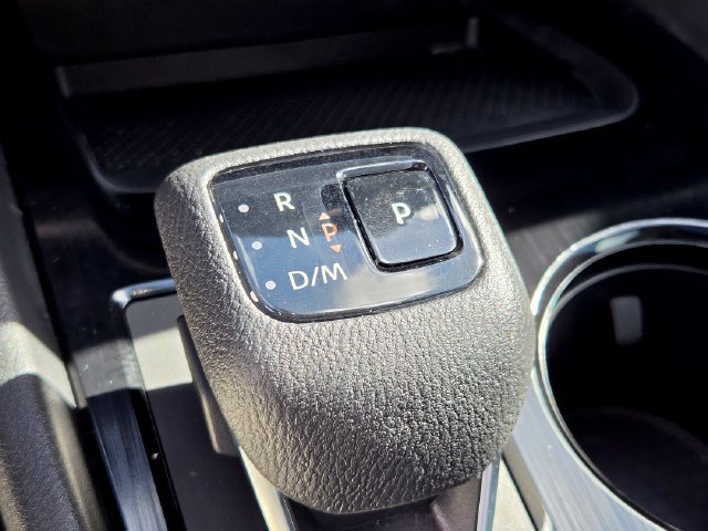 Used 2026 Nissan Rogue Dark Armor FWD image 32