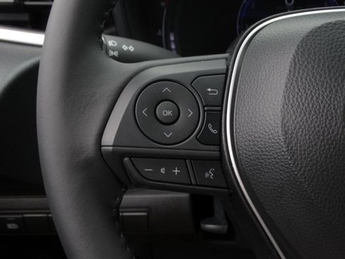 Used 2026 Toyota Corolla SE image 29