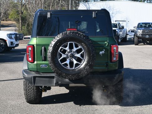 Used 2024 Ford Bronco Badlands image 11