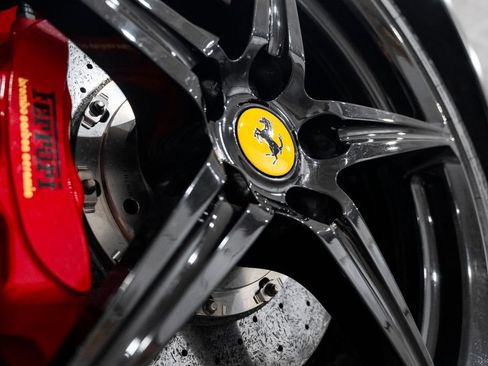 Used 2012 Ferrari 458 Spider RWD image 83