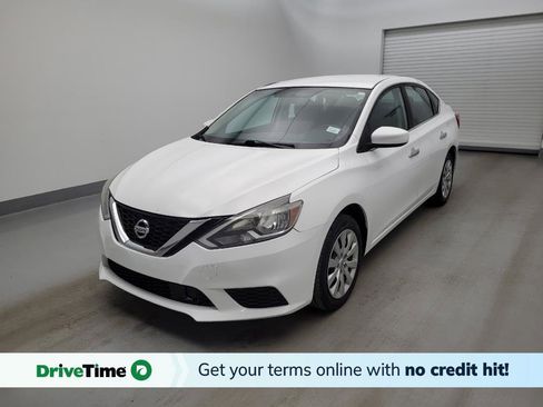 Used 2018 Nissan Sentra S FWD image 1