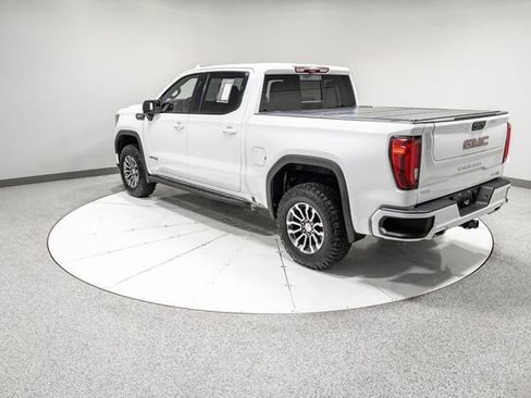 Used 2022 GMC Sierra 1500 AT4 w/ AT4 Premium Package AWD/4WD image 38