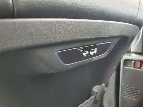 Certified 2025 Chrysler Pacifica Select image 27