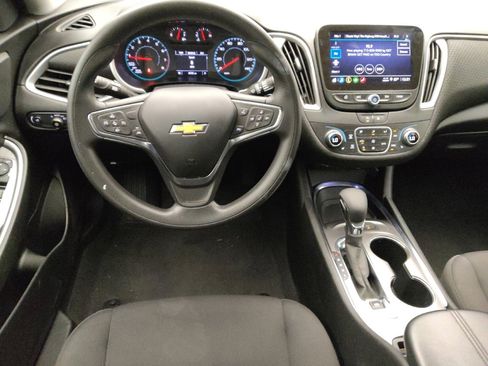 Used 2025 Chevrolet Malibu LT FWD image 22
