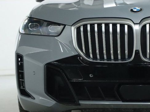 Certified 2024 BMW X5 xDrive40i w/ M Sport Package image 6
