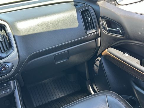 Used 2018 GMC Canyon Denali RWD image 17