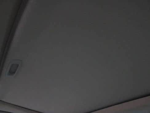 Used 2016 Toyota Avalon Touring FWD image 17