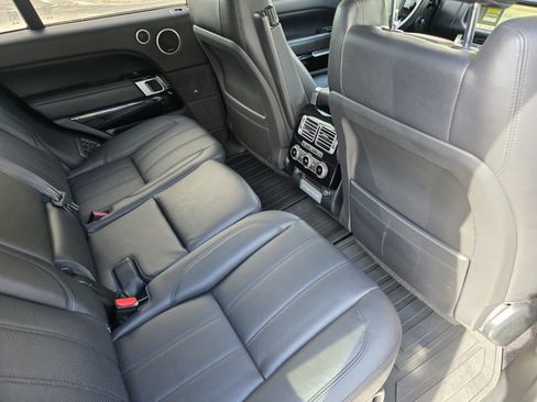 Used 2017 Land Rover Range Rover Supercharged AWD/4WD image 26