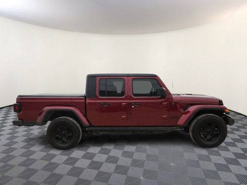 Used 2022 Jeep Gladiator Sport image 5