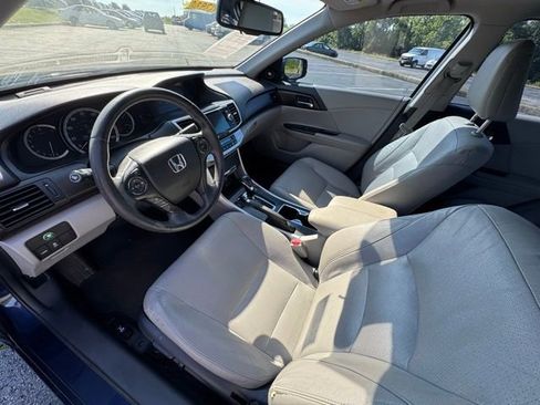 Used 2015 Honda Accord EX-L image 10