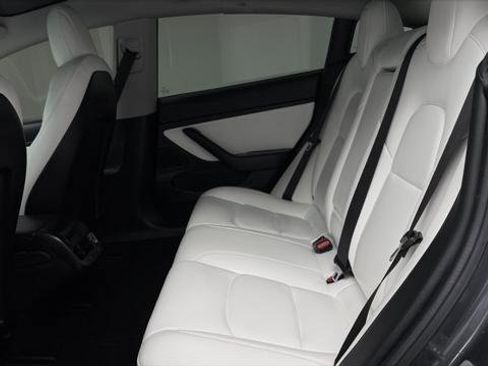Used 2019 Tesla Model 3 Long Range AWD/4WD image 16