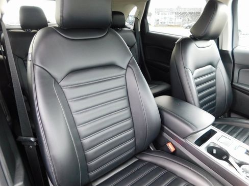 Used 2024 Ford Edge SEL w/ Convenience Package image 20