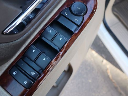 Used 2010 Chevrolet Silverado 2500 LTZ w/ Suspension Package, Off-Road image 27