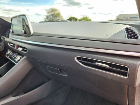 Certified 2022 Hyundai Sonata SE w/ Cargo Package image 17