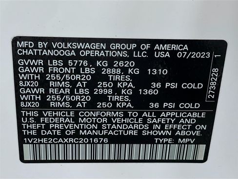 Used 2024 Volkswagen Atlas Cross Sport SE AWD/4WD image 35