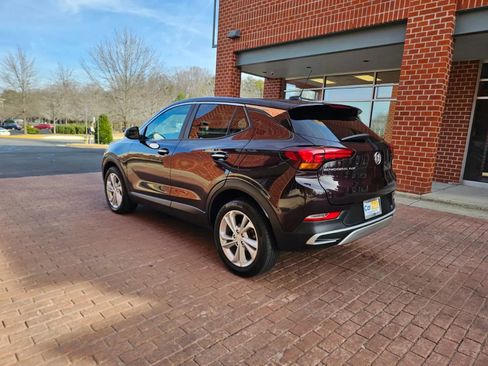 Used 2020 Buick Encore GX Preferred w/ Cold Weather Comfort Package FWD image 4