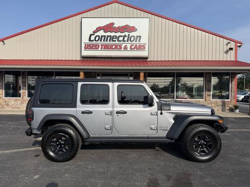 Used 2020 Jeep Wrangler Unlimited Sport AWD/4WD image 3