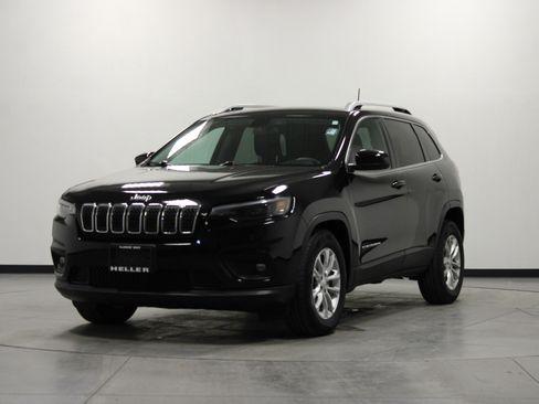 Used 2019 Jeep Cherokee Latitude w/ Popular Appearance Group image 8