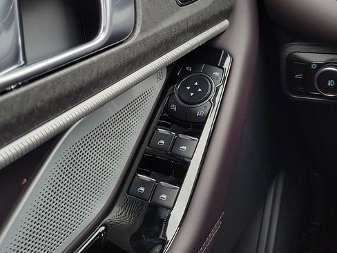 New 2026 Ford Explorer Platinum RWD image 14