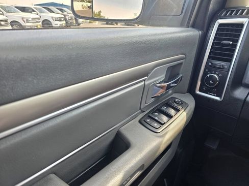 Used 2015 RAM 2500 SLT w/ Protection Group AWD/4WD image 32