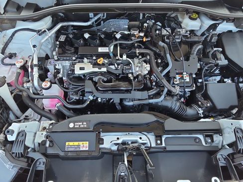 Used 2023 Toyota Corolla Cross AWD Hybrid image 13