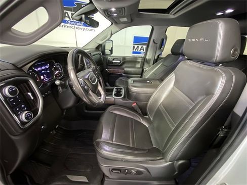 Used 2020 GMC Sierra 2500 Denali w/ Denali Ultimate Package image 25