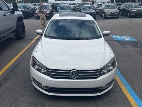 Used 2013 Volkswagen Passat TDI SE FWD image 2
