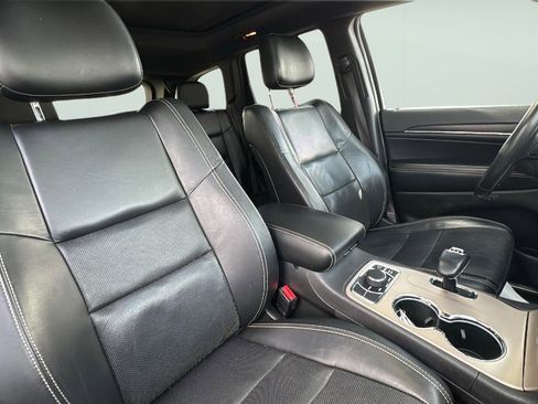 Used 2015 Jeep Grand Cherokee Limited w/ Luxury Group II image 20