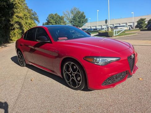 Used 2022 Alfa Romeo Giulia Veloce image 29