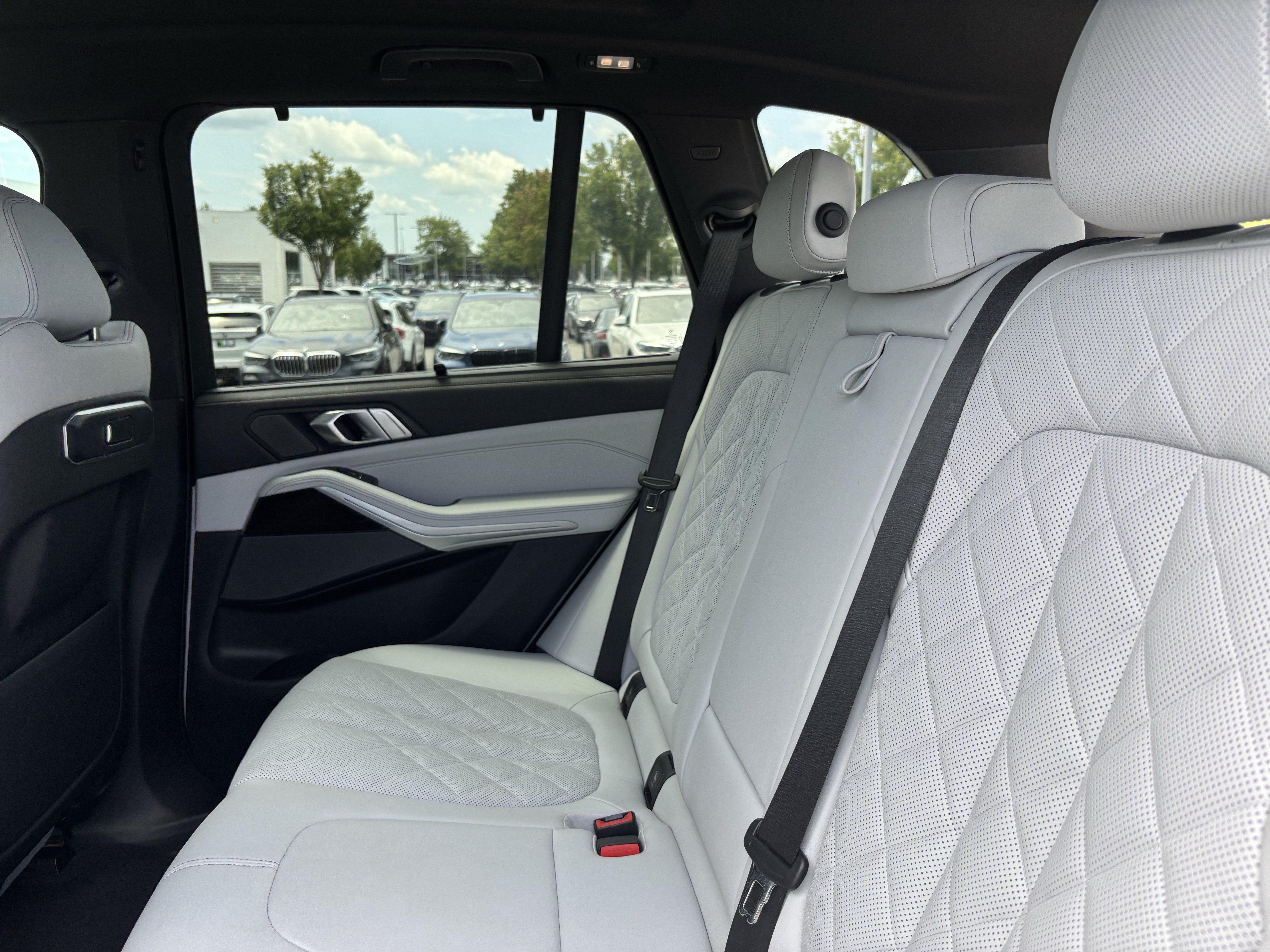 Certified 2024 BMW X5 xDrive40i w/ Premium Package AWD/4WD image 32