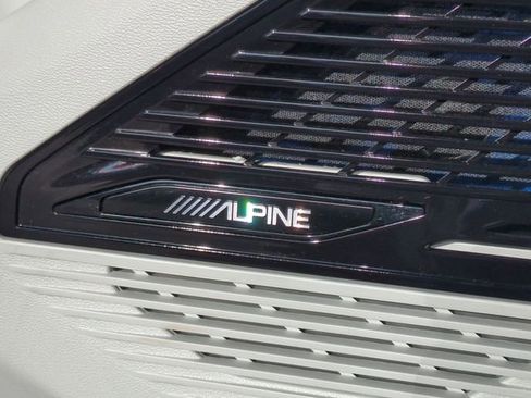 New 2026 Jeep Cherokee Overland image 14