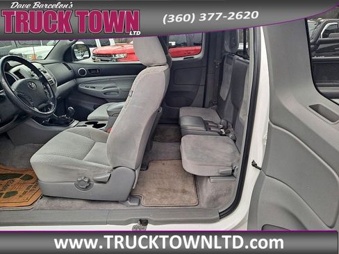 Used 2011 Toyota Tacoma 4x4 Access Cab image 12